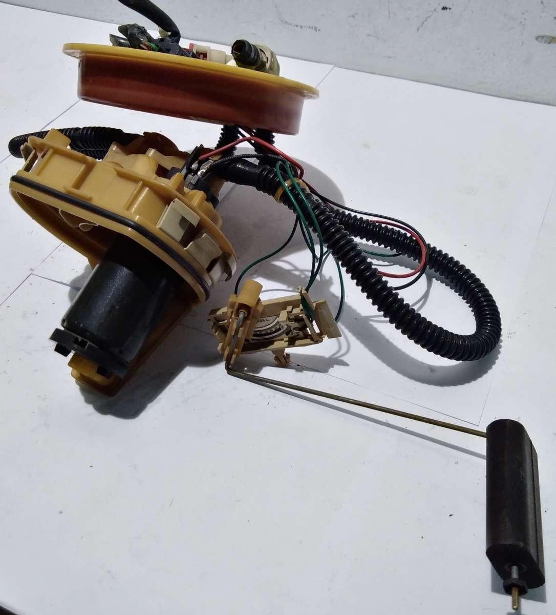 POMPA CARBURANTE FORD FOCUS 1' SERIE 98APAL <br /><br /><br /><br />