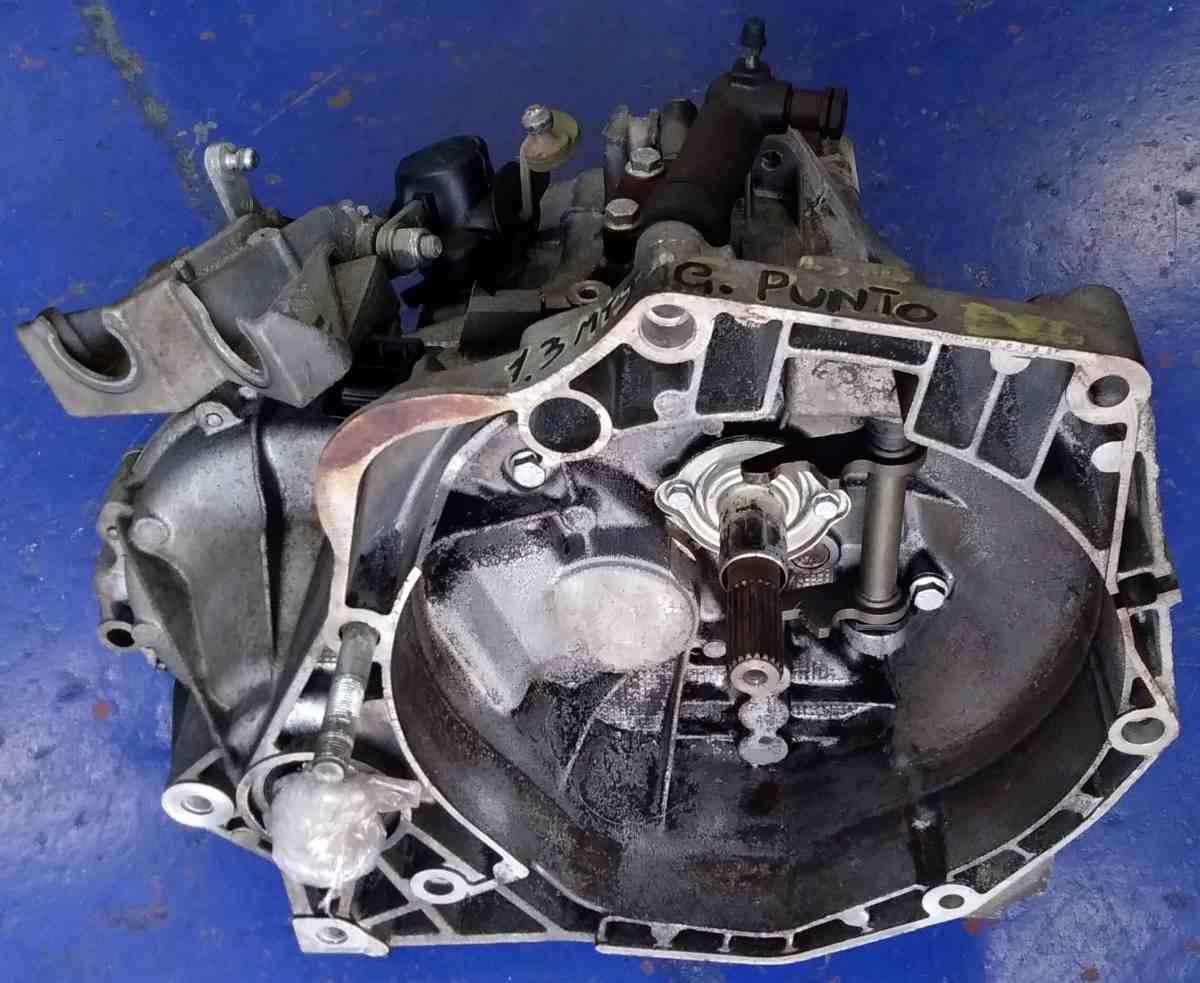 SCATOLA CAMBIO  G. PUNTO 1.3 MJT 75CV 46759823<br />