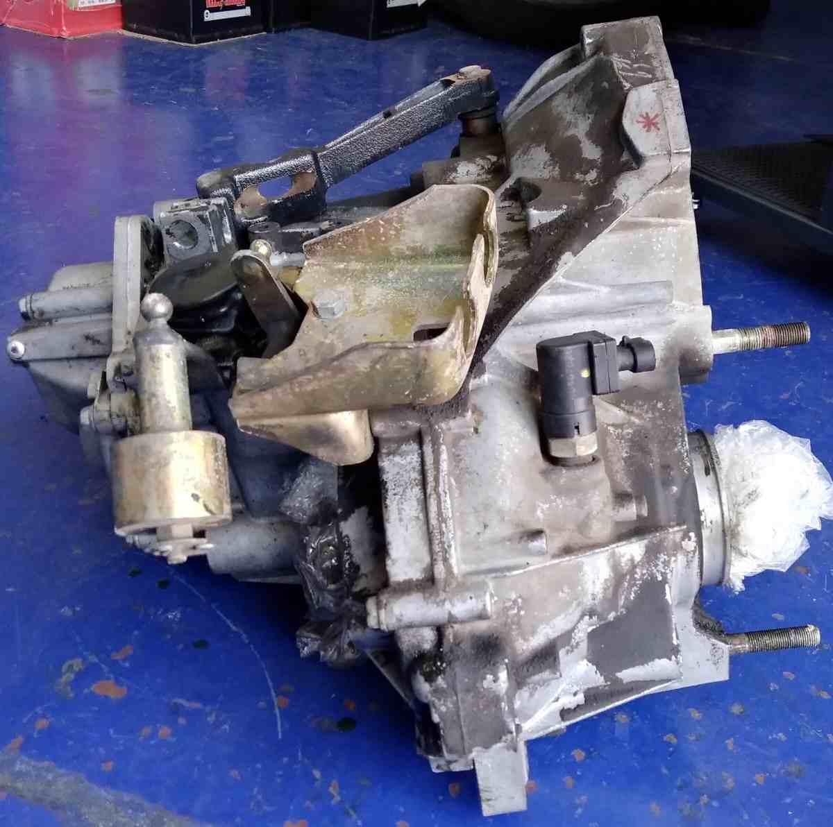 SCATOLA CAMBIO  FIAT MULTIPLA 1.6 BZ 55201231<br /><br />
