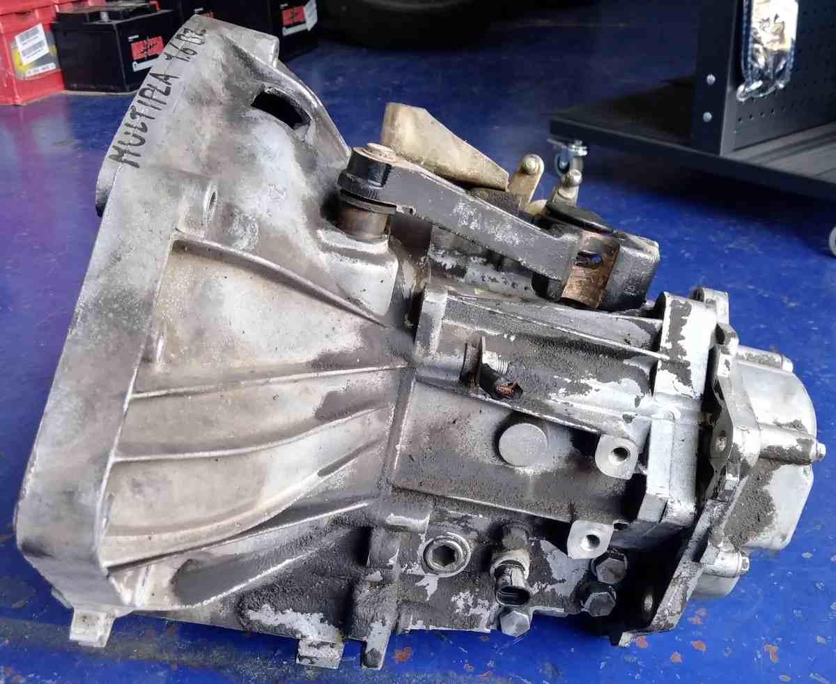 SCATOLA CAMBIO  FIAT MULTIPLA 1.6 BZ 55201231<br /><br />