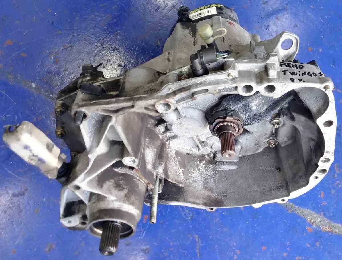 SCATOLA CAMBIO  RENAULT TWINGO 8V 7701700526<br />