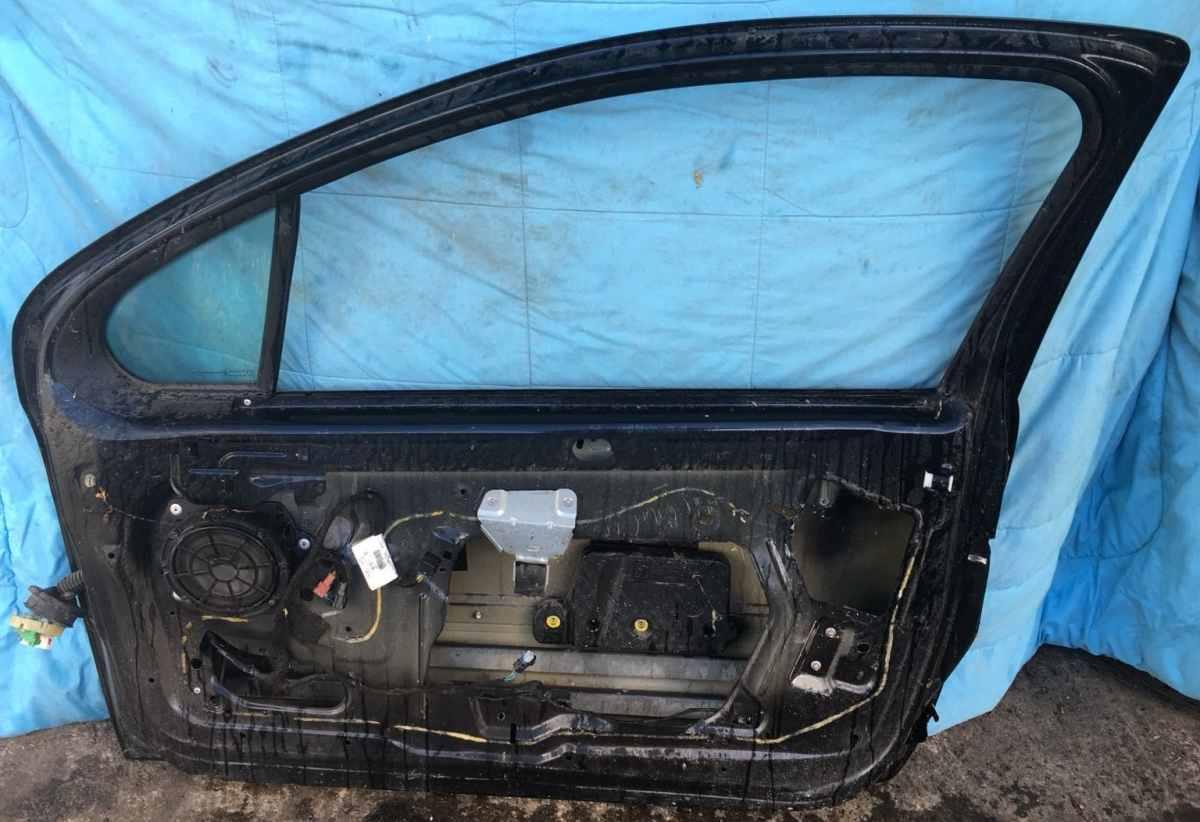 PORTIERA  DX PEUGEOT 207 2006/09 3P 9004AR<br /><br /><br />