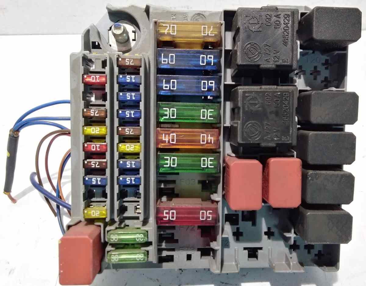 SCATOLA FUSIBILI FIAT PANDA 1.3 MJT 2005 46841646<br />