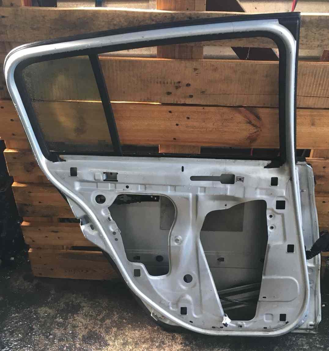 Portiera post sx renault megane 2005 7751473732