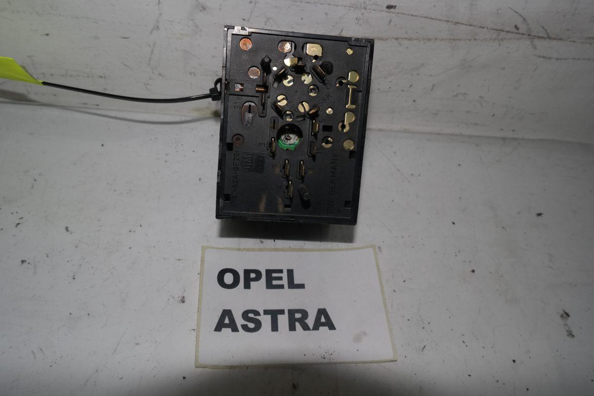 Opel astra pulsanti regolaggio luci
