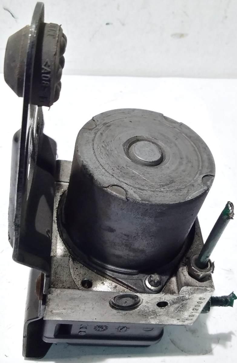 CENTRALINA ABS RENAULT MEGANE 1.9 CDI 2005 8200038695<br /><br /><br />