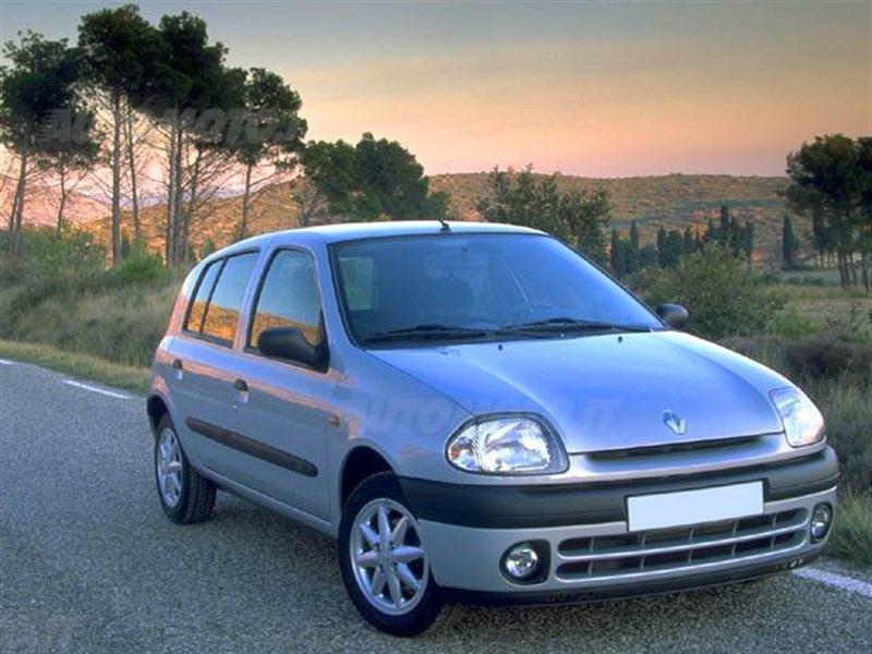 PONTE POSTERIORE RENAULT CLIO 1.2 16V 7701473857<br /><br /><br />