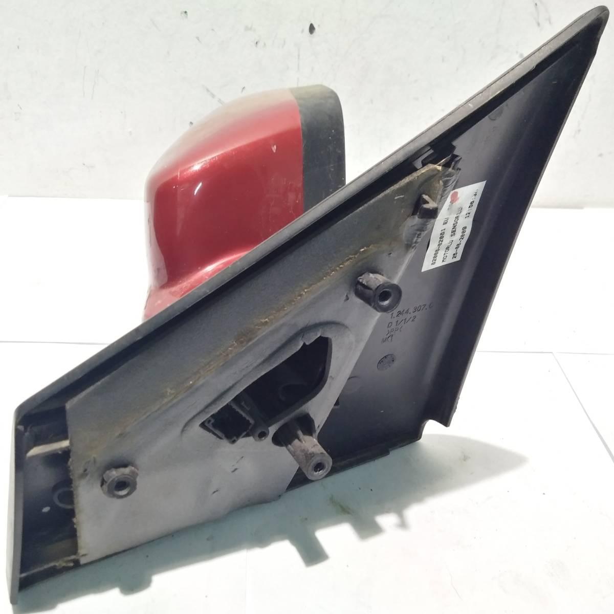 SPECCHIETTO DX RENAULT CLIO 2010 8200802081<br /><br /><br />