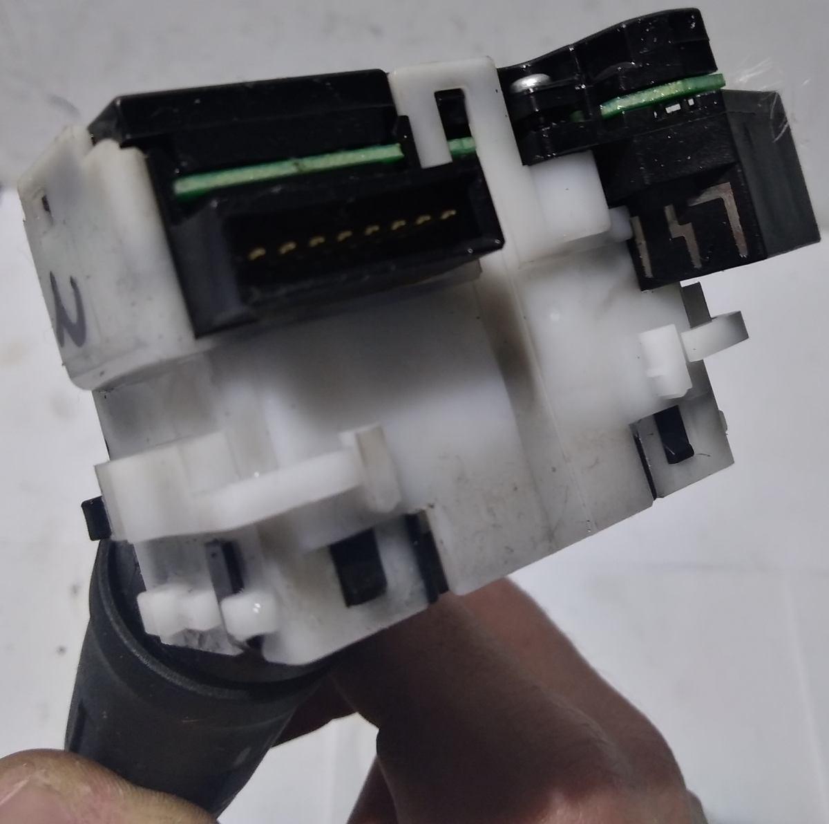 BLOCCO COMANDI TERGICRISTALLI NISSAN NOTE 1.5 DCI 25260ED50A<br /><br /><br />