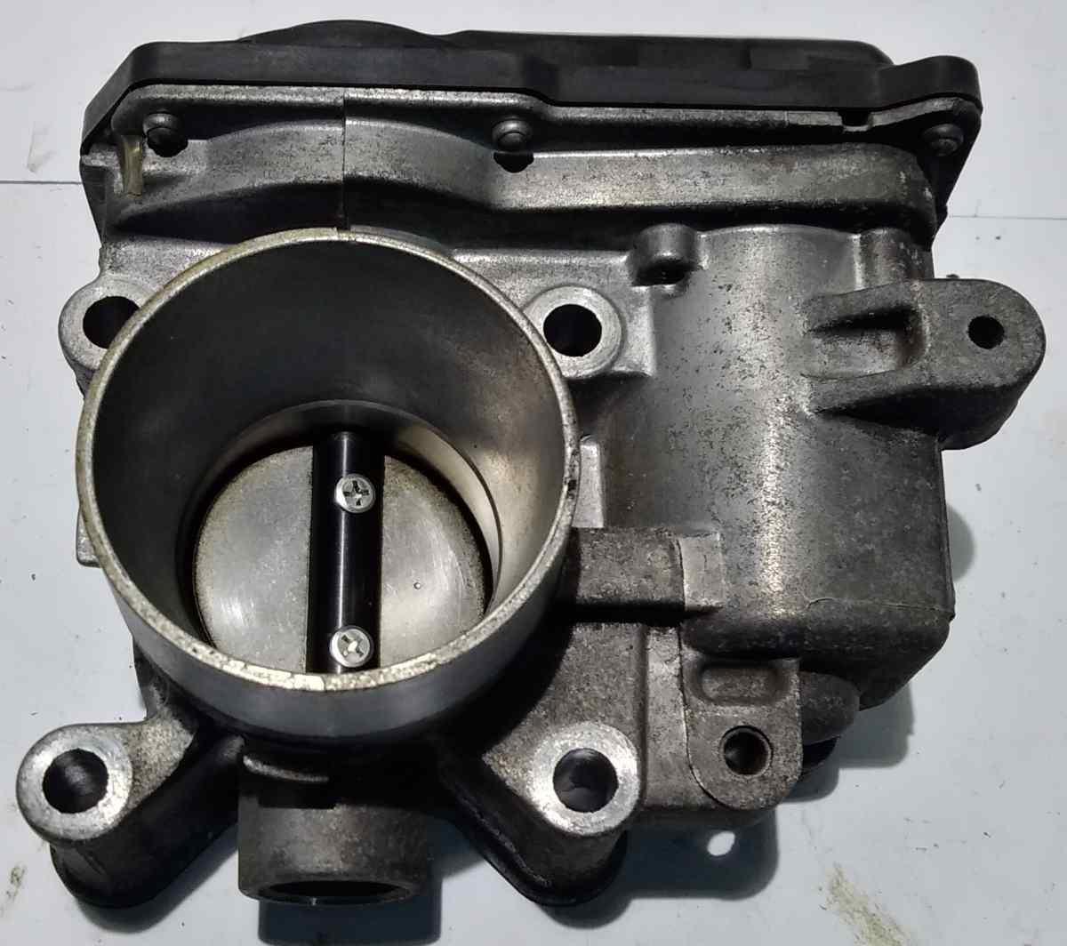 GRUPPO FARFALLATO RENAULT CLIO 2010 1.2 BZ 8200284968<br /><br /><br />