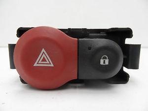 Pulsanti 4freccie di emergenza renault clio 2010 8200214896
