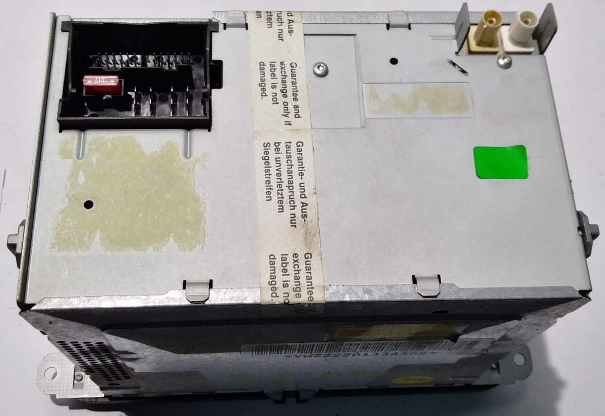 AUTORADIO DA SCODIFICARE VOLKSWAGEN GOLF 5 AUTRAD0001<br /><br /><br />