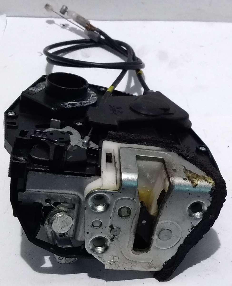 CHIUSURA PORTIERA POST DX SUZUKI SWIFT 2006 8230162J23000<br /><br /><br />