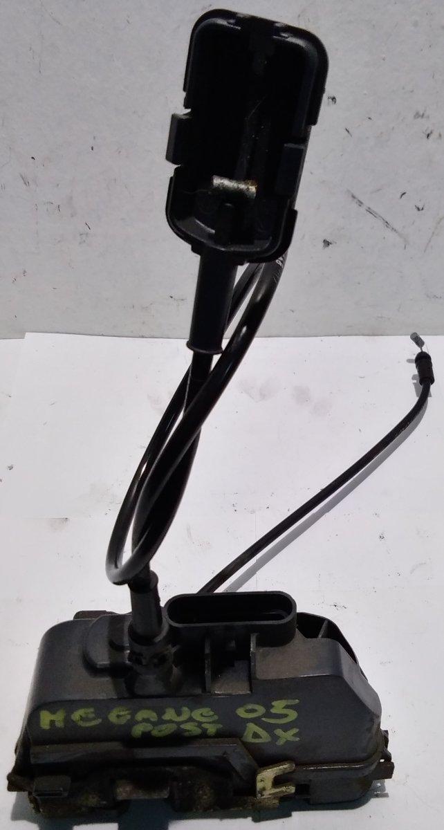 CHIUSURA PORTIERA POST DX RENAULT MEGANE 2005 8200028427<br /><br /><br />