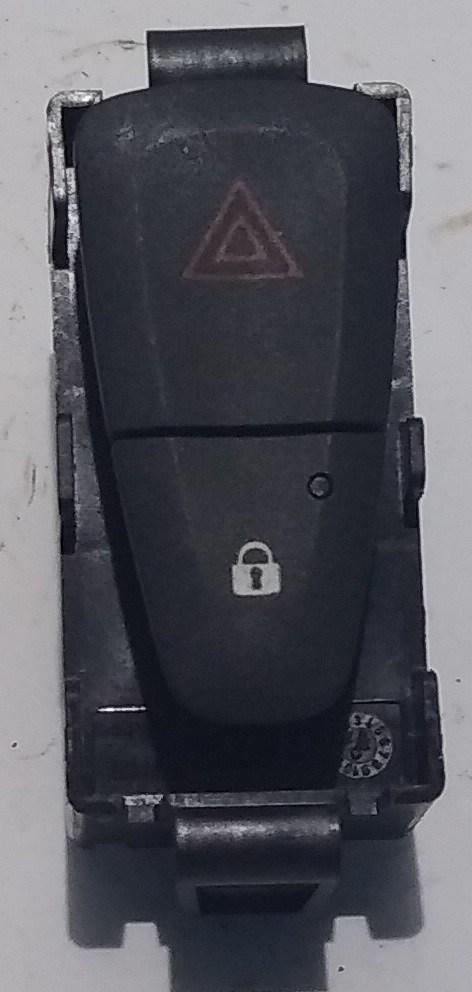 PULSANTE LUCI DI EMERGENZA RENAULT MEGANE 2011 E3160101<br />