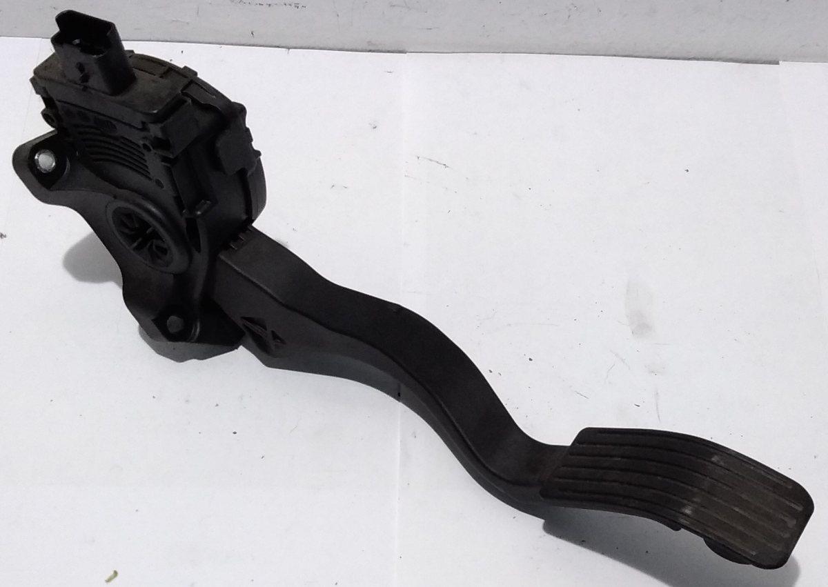 PEDALE ACCELERATORE PEUGEOT 207 1.6 HDI 968075688002<br /><br /><br />