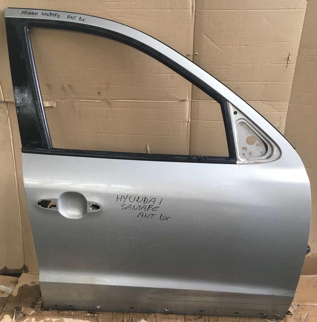 PORTIERA ANT DX HYUNDAI SANTA FE 2006  760042B030<br /><br /><br />
