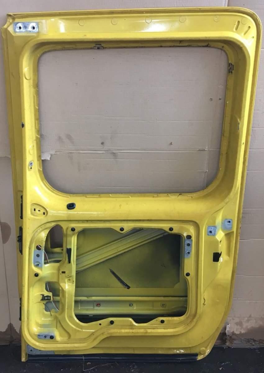 SPORTELLO LATERALE RENAULT KANGOO 2000 7751473603<br /><br /><br />