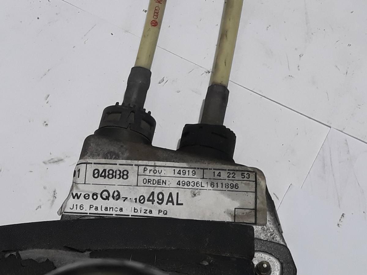 LEVA CAMBIO CON FILI SEAT IBIZA 1.4 BZ 2004 KU06Q0711266G<br /><br /><br />