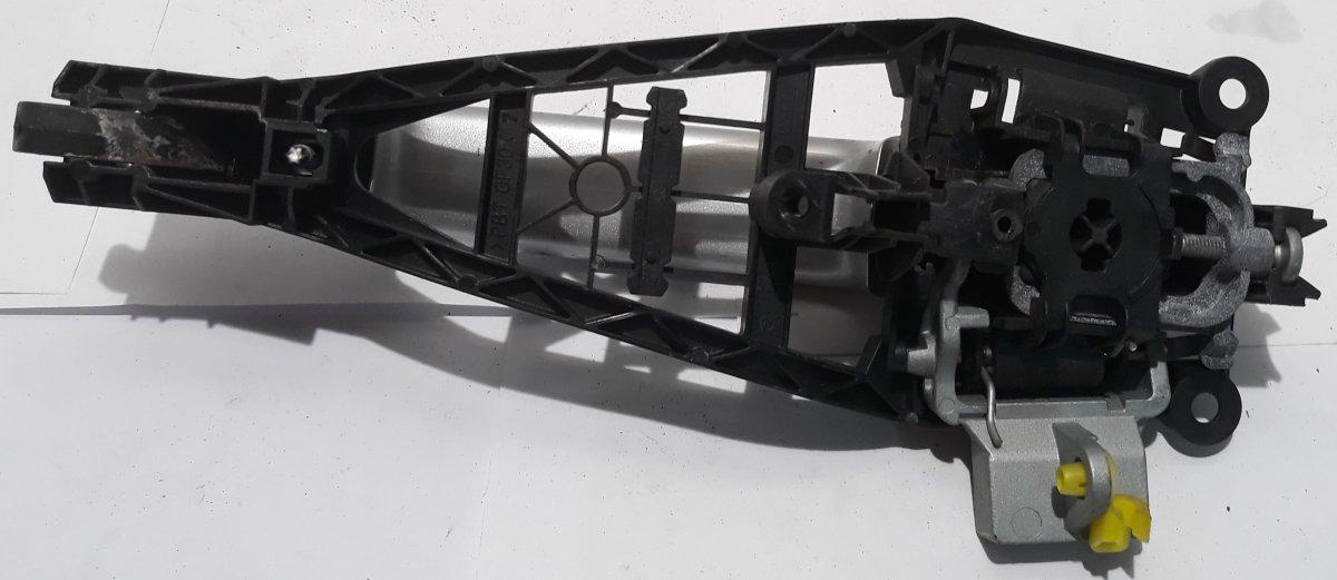 MANIGLIA PORTIERA POST SX OPEL ASTRA 2005 13142770<br /><br /><br />