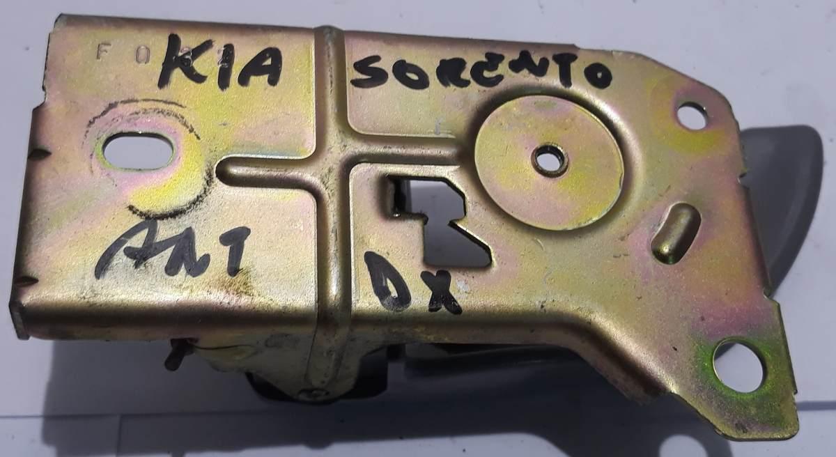MANIGLIA INTERNA  ANT DX KIA SORENTO 2005 826203E015<br /><br /><br />