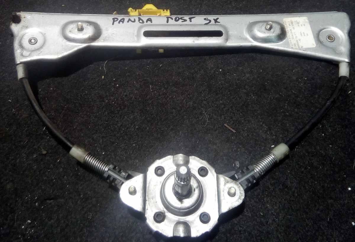 ALZAVETRO  POST SX FIAT PANDA 2005 46803654<br /><br /><br /><br />