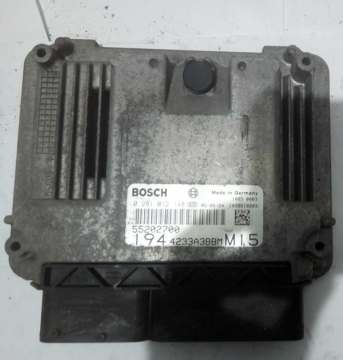 CENTRALINA MOTORE FIAT CROMA 1.9 MTJ 55202700<br /><br /><br />