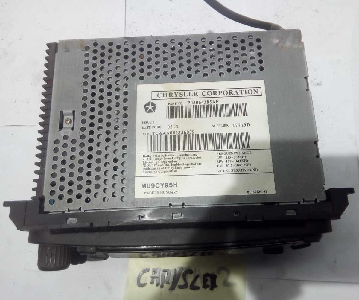 AUTORADIO CRYSLER SEBRING P05064385AF<br /><br /><br />