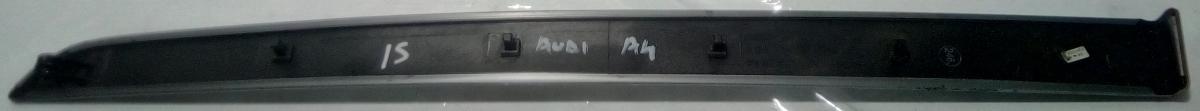 RIVESTIMENTO PORTIERA AUDI A4 2007 8E0867420<br /><br /><br />