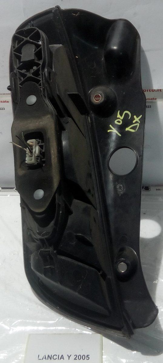 FANALE DX LANCIA Y 2005 51786657<br /><br /><br /><br />