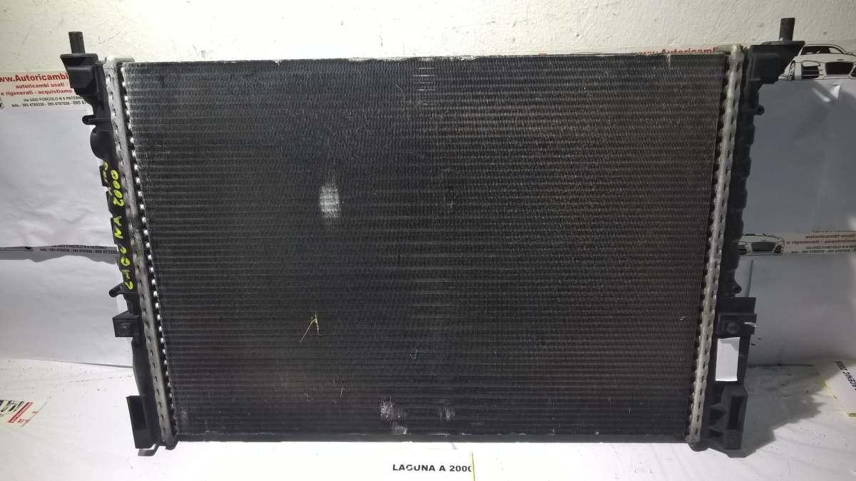 RADIATORE ACQUA RENAULT LAGUNA 2003 8200008764<br />