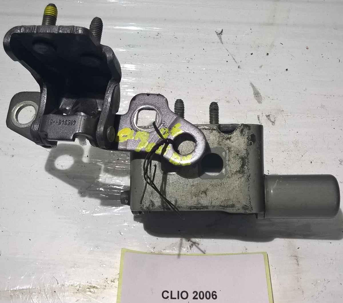 CERNIERA PORTIERA POST DX RENAULT CLIO 2006 824205786R<br />