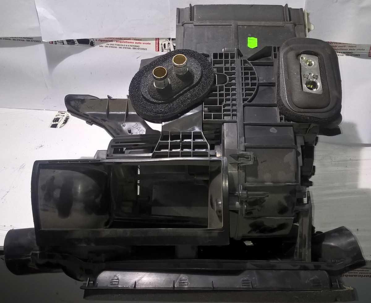 CONVOGLIATORE STUFA RENAULT CLIO 2009 8200784933<br /><br /><br />