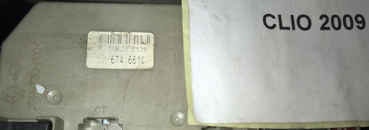 6746610 SCATOLA PORTA FUSIBILI RENAULT CLIO 2011 <br />