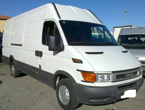 IVECO DAILY 35-29 ANNO 2003 MOTORE F1AE0481A  2300 mtjet CV95<br /><br />