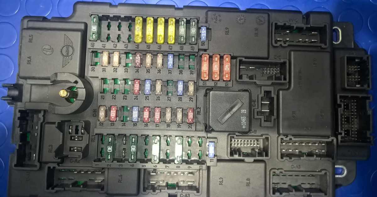 BODY COMPUTER MINI ONE R56  2011 61353455438<br />