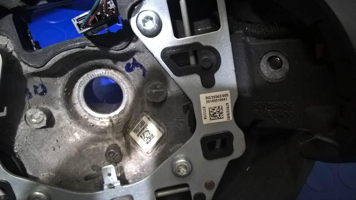 VOLANTE MULTIFUNZIONI MINI ONE R56  2011 32306794624<br /><br /><br /><br />