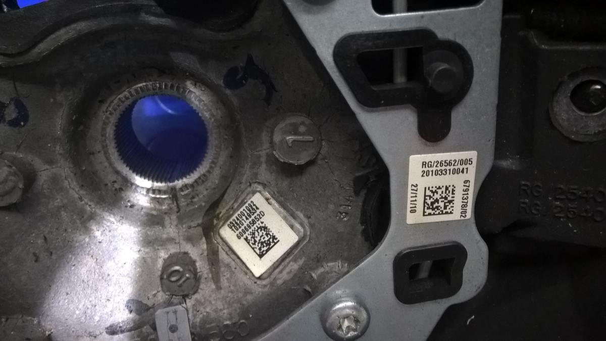 VOLANTE MULTIFUNZIONI MINI ONE R56  2011 32306794624<br /><br /><br /><br />