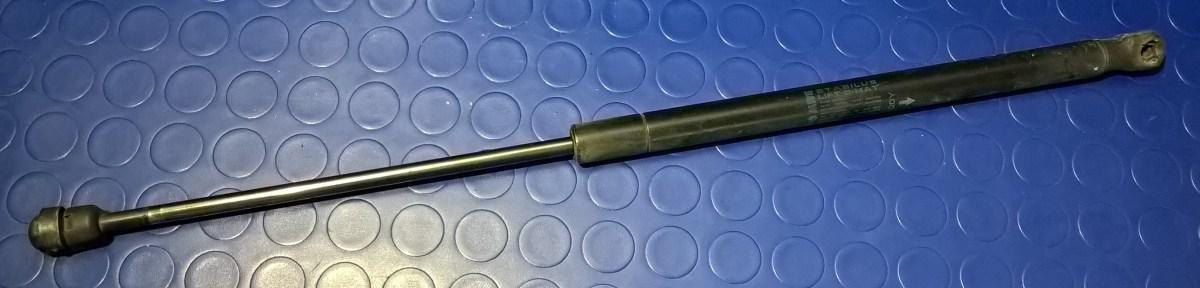 PISTONCINI PORTELLO POSTERIORE MINI ONE R56 2011 51247148902<br />