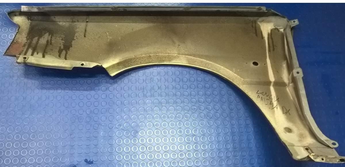 PARAFANGO DX LANCIA PRISMA 82422088<br />