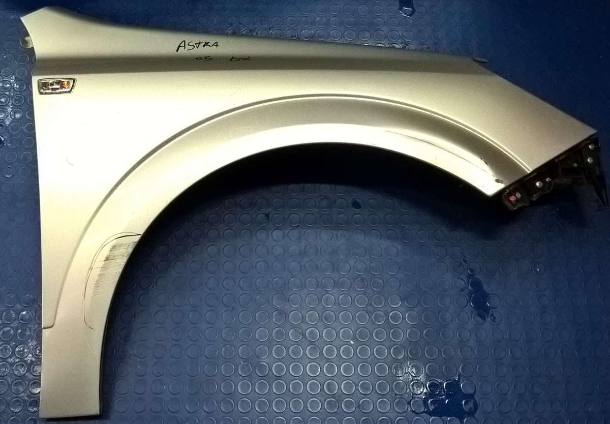 PARAFANGO DX OPEL ASTRA 2005 93178667<br />