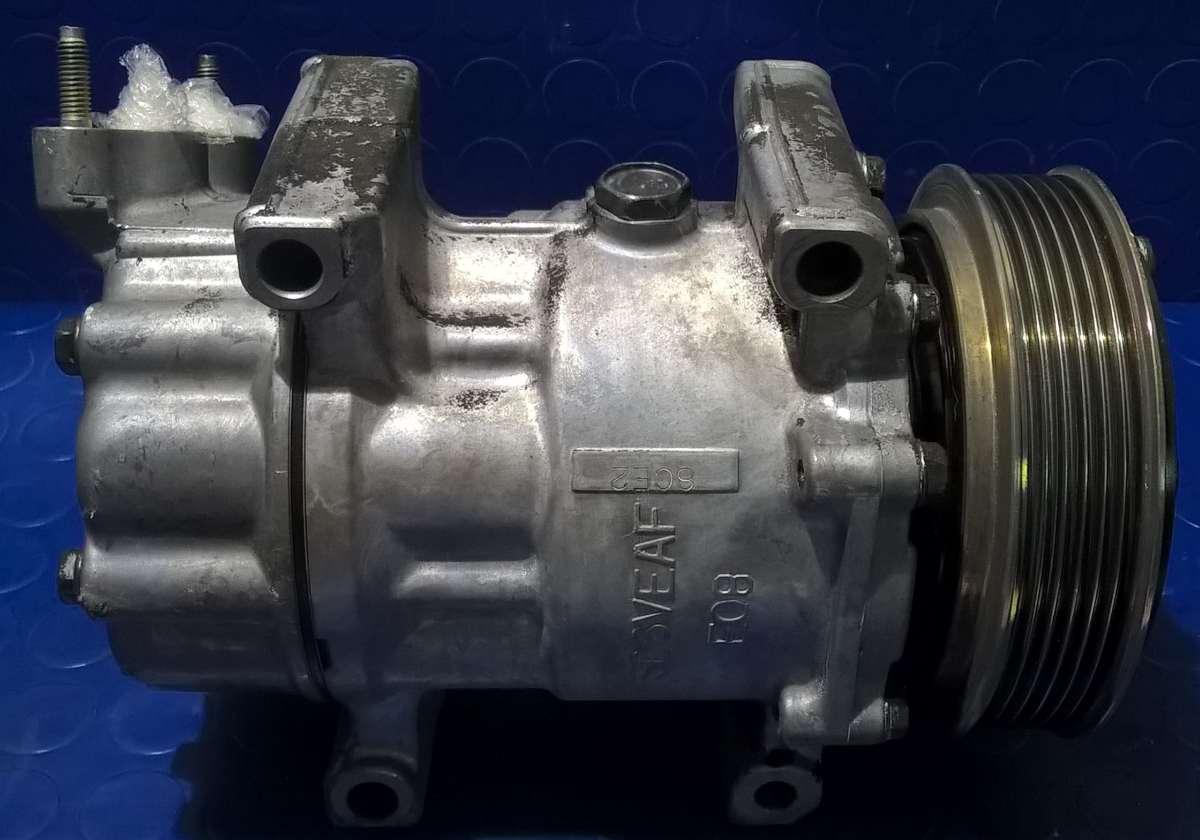 COMPRESSORE ARIA CONDIZIONATA PEUGEOT 206 1.4 HDI  9646273880<br />