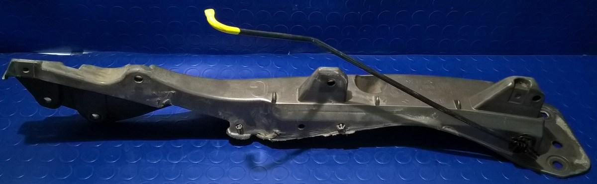 ASTA COFANO RENAULT CLIO 2010 8200314930<br />