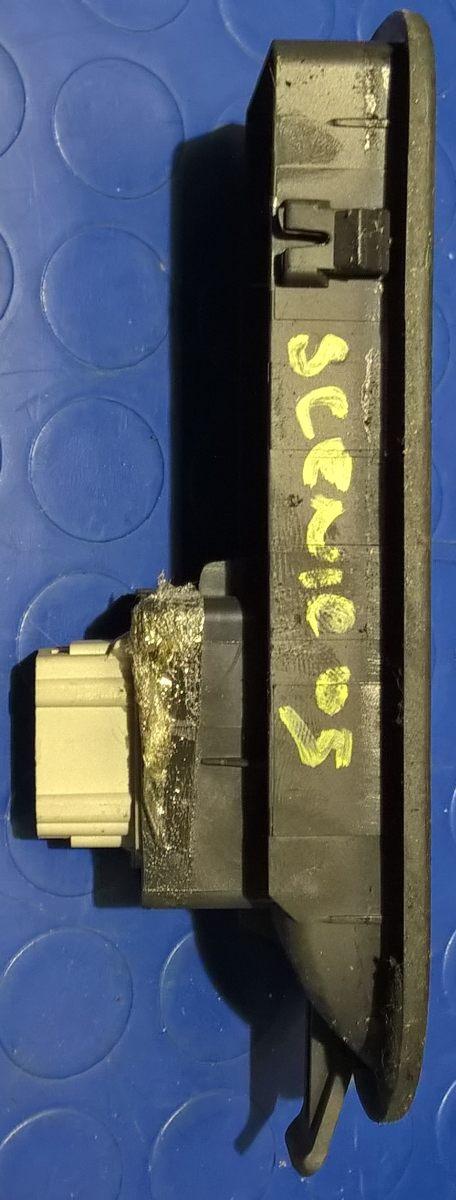 PULSANTI ALZAVETRO SX RENAULT SCENIC 2005 8200315042<br /><br />