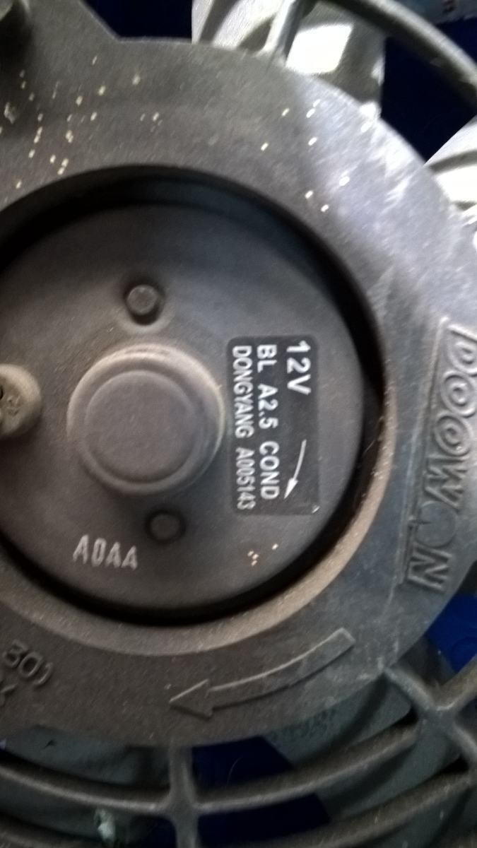 VENTOLA RADIATORE KIA SORENTO 2.5 CRDI A005143<br /><br /><br />