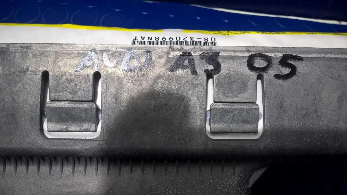 AIRBAG PASSEGGERO AUDI A3 2.0 TDI 140CV 2006 8P0880202<br />