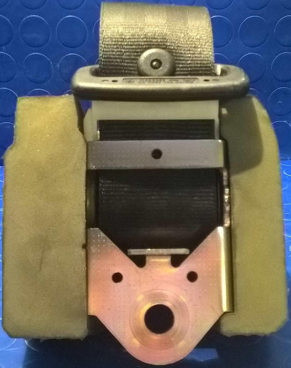 CINTURA DI SICUREZZA POST SX AUDI A3 2.0 TDI 140CV 2006 33040488X<br />