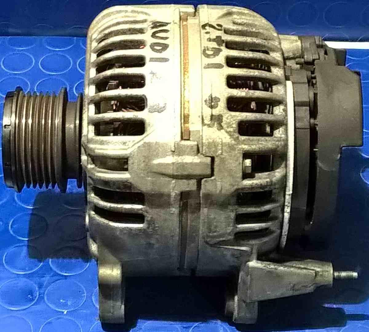 ALTERNATORE AUDI A3 2.0 TDI 140CV 2006 06F903023F<br /><br />