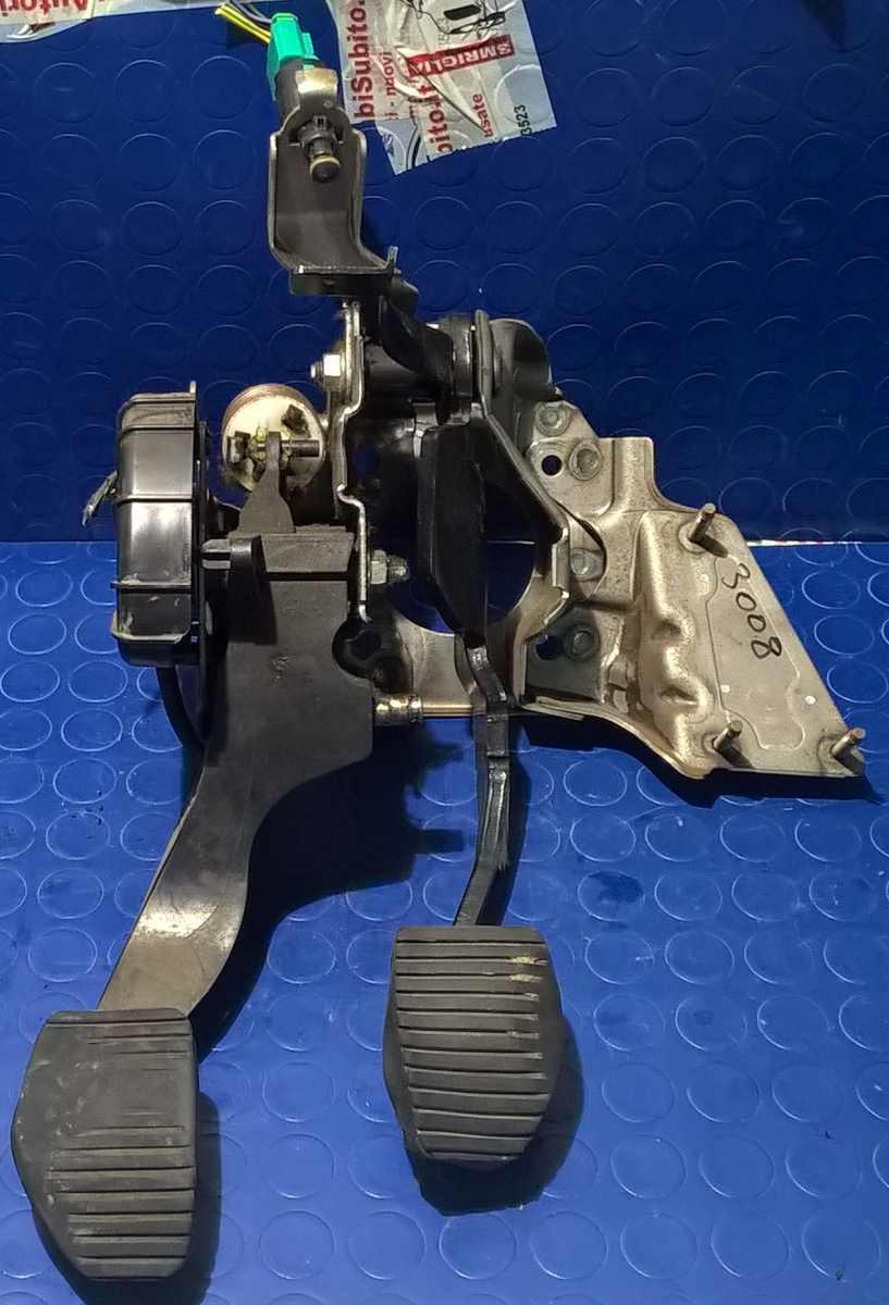 PEDALIERA PEUGEOT 3008 1.6 HDI 110CV 9676360780<br />