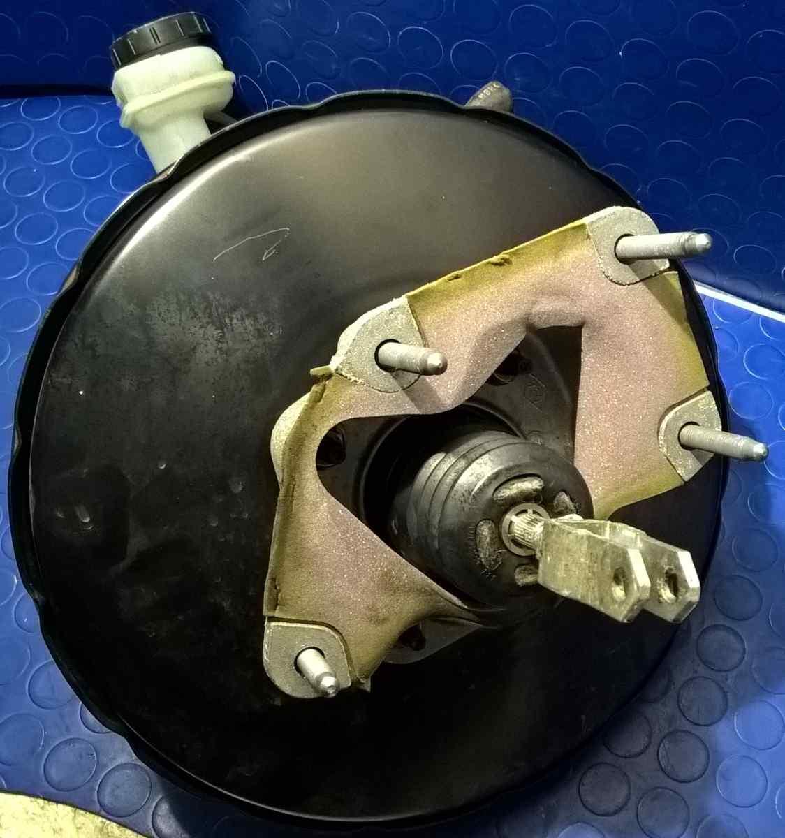 POMPA SERVOFRENO RENAULT KOLEOS 2.0 DCI 2010 D7210JY20A<br /><br /><br />